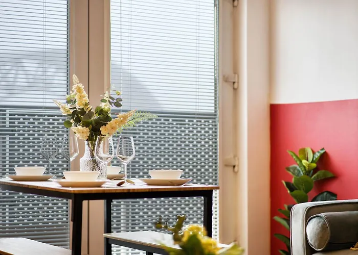 Lägenhet Modern 2 Bed Flat With Free Parking *