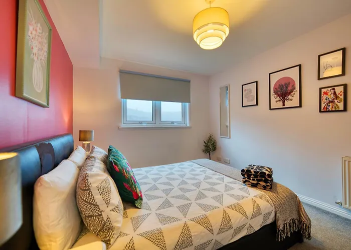 Lägenhet Modern 2 Bed Flat With Free Parking Glasgow