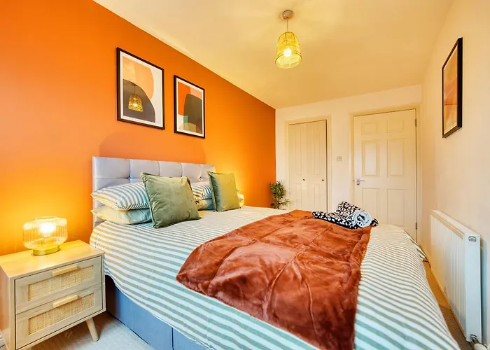 2br Flat Location With Free Parking Glasgow