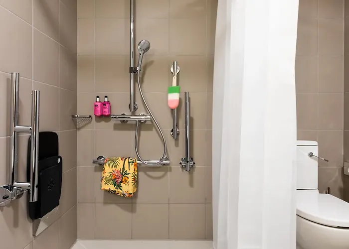 Ξενοδοχείο Moxy Sec 4*