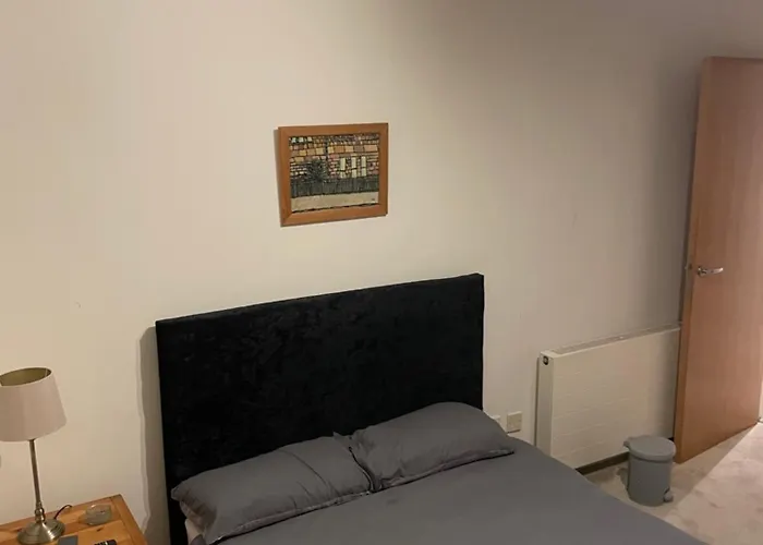 Apartman 5 Beds ,4 Bedroom Duplex West Of Near Centre Glasgow