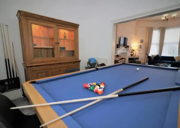 וילה 10 Bedrooms Pool Table Garden Piano *