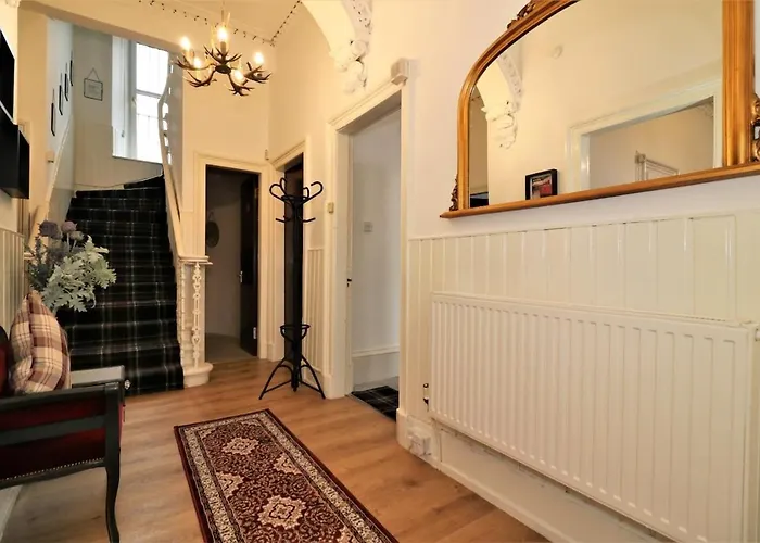 10 Bedrooms Pool Table Garden Piano וילה *