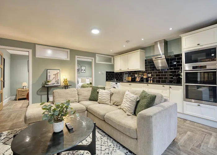 Stylish 3-bedroom In