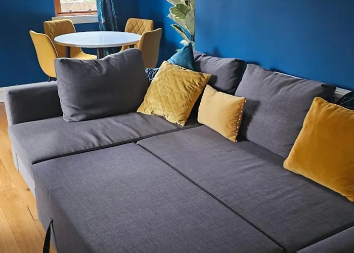 Beautiful Self Contained With Garden Glasgow