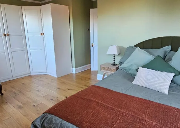 Apartman Beautiful Self Contained With Garden Glasgow