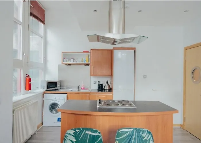 2 Bed Renfield St Center Apartman *