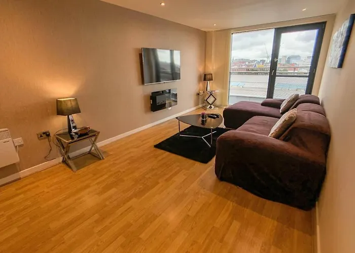 2bd Near Hydro Secc Centre Great Location アパート