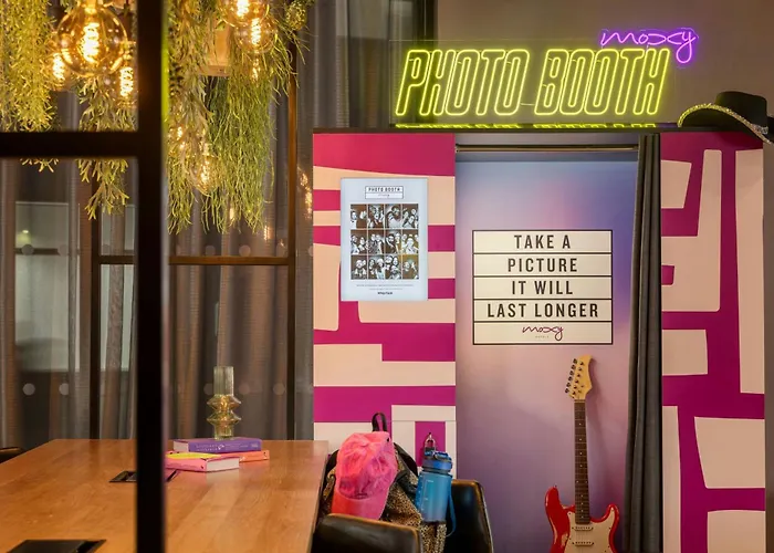 Hotel Moxy Merchant Glasgow