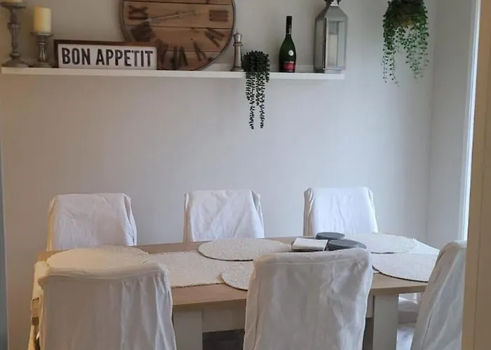 3 Bedroom Sleeps 6 Free Parking * Глазго