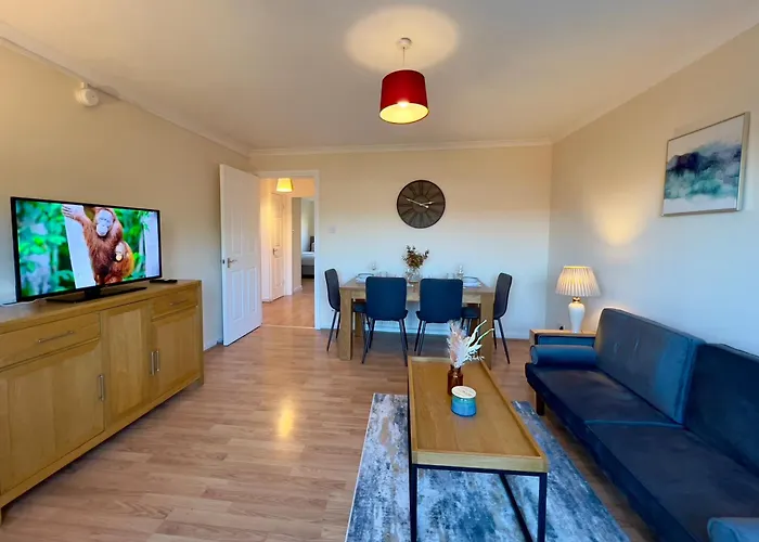 Sleek & Modern 2br - Easy Access To Centre アパート グラスゴー