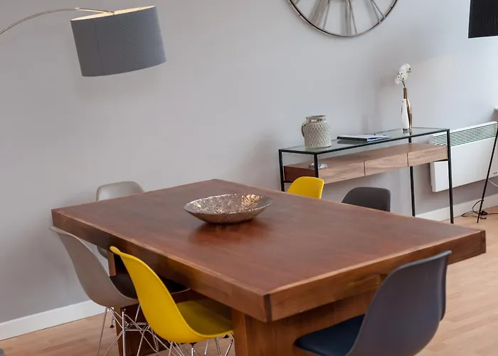 Flats - Merchant Apartman