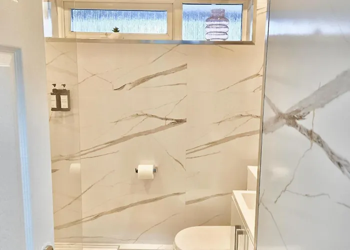 Stylish Central Glasgow Flat Near Merchant City *