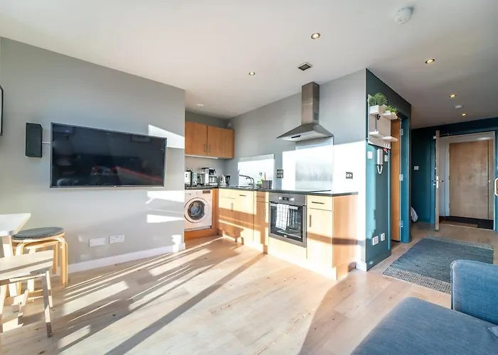 Stylish Finnieston Centre Free Parking *