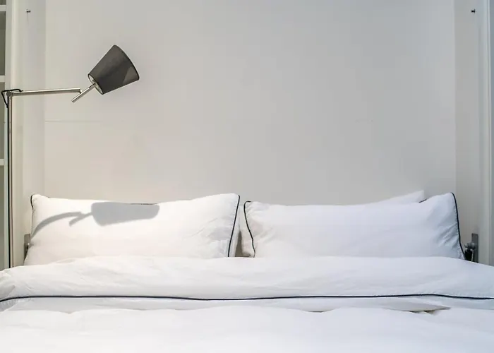 Stylish Finnieston Centre Free Parking Glasgow