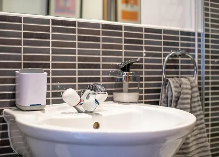 Stylish Finnieston Centre Free Parking