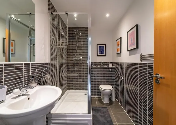 Stylish Finnieston Centre Free Parking