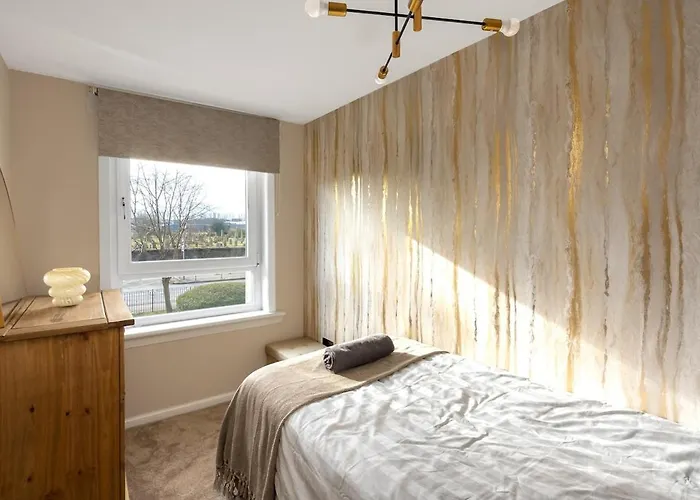 Spacious 3 Bed In With Free Parking Nyaraló Glasgow