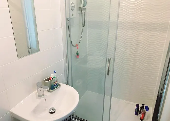 公寓 Modern Two Bed With Free Parking *