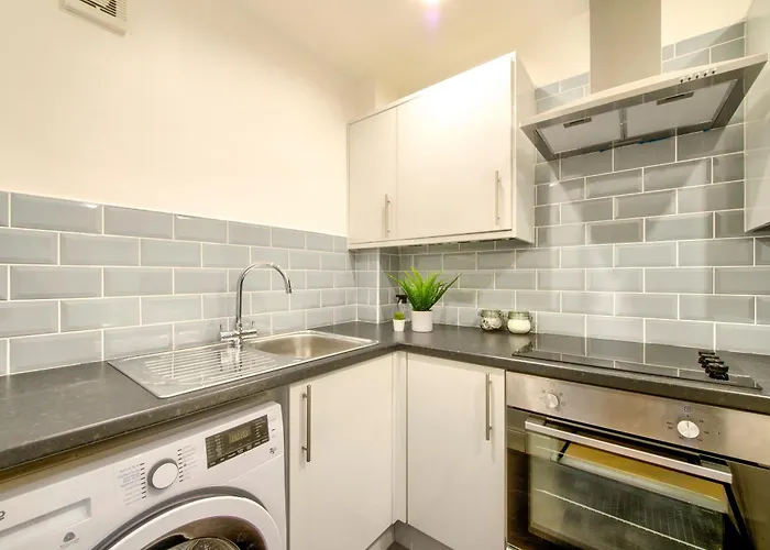 Appartamento Two Bed Stylish In Heart Of West End *