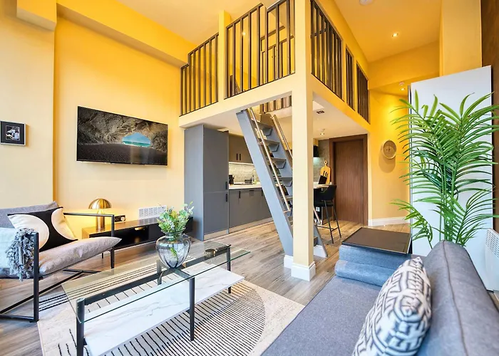 Union Court Mezzanine - B9 - Building Has No Lift And Stairs To Glasgow