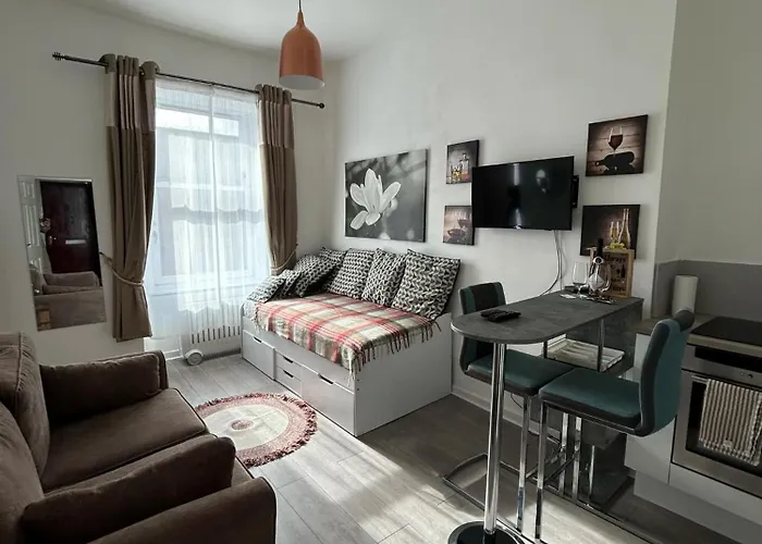 Cozy, Modern Flat In Govan Apartment Glasgow
