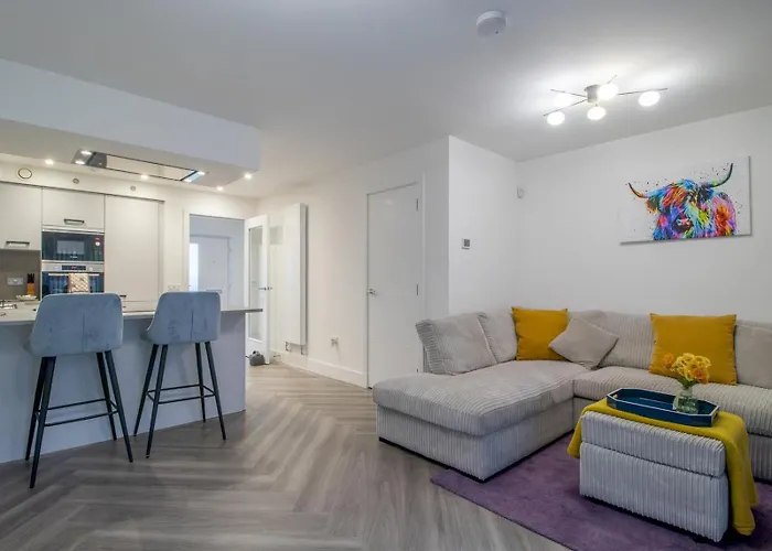 Σπίτι διακοπών Fabulous Festival Park Private Parking Garden - Pass The Keys *