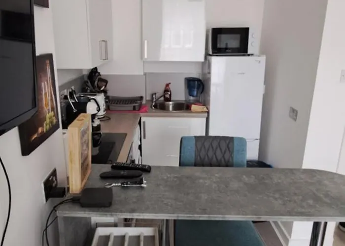 Cozy, Modern Flat In Govan * Glasgow