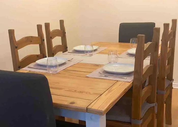 In Heart Of West End- Parking Space- Spacious- Near And Kelvingrove Art Gallery * Glasgow