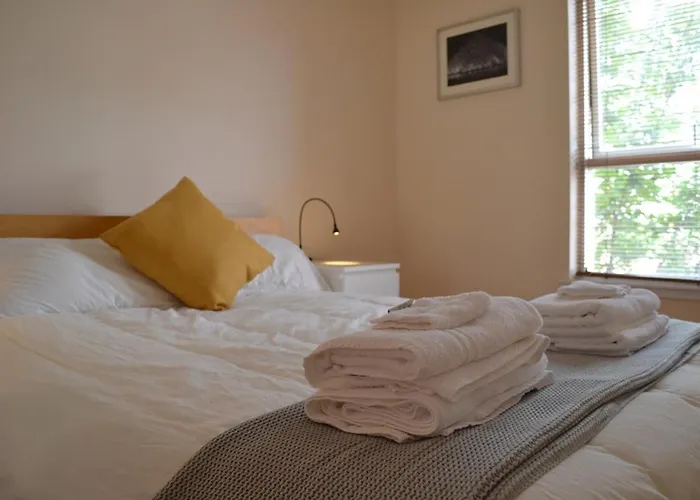 Appartamento In Heart Of West End- Parking Space- Spacious- Near And Kelvingrove Art Gallery