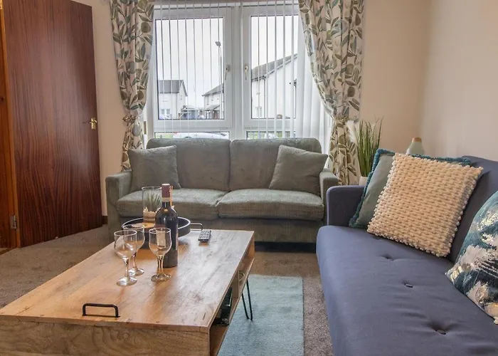 Ideal Contractor 2-bed Near גלאזגו