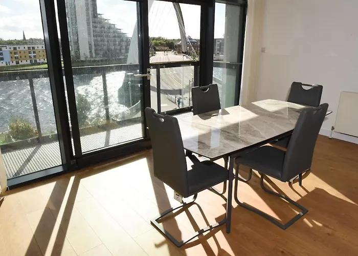 Hydro With Great Views * Glasgow