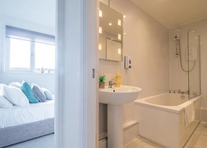 Apartament Spacious 2-bed Free Parking & Stadiums Glasgow