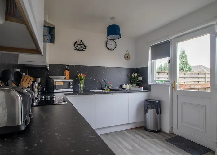 Apartment Spacious 2-bed Free Parking & Stadiums Glasgow