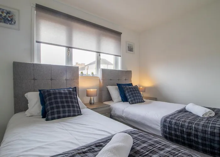 Spacious 2-bed Free Parking & Stadiums * Glasgow