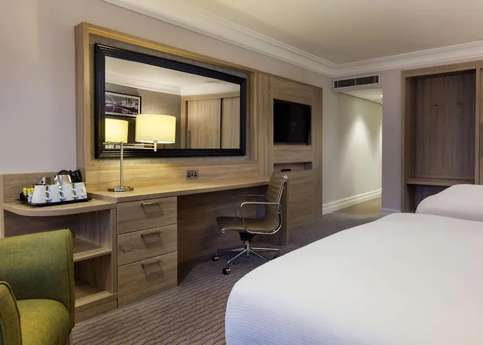 מלון Doubletree By Hilton