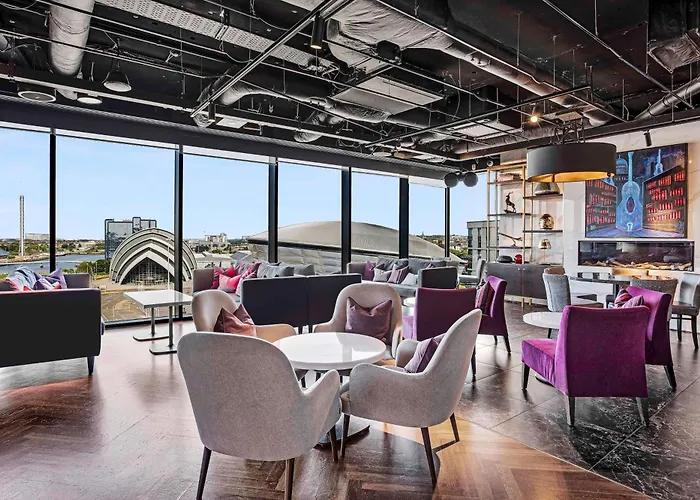 Hotel Radisson Red Hotel,