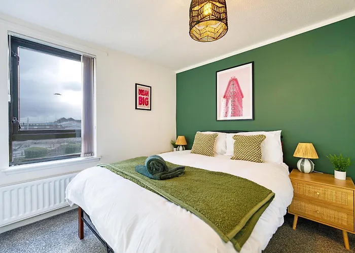 2br Flat With Free Parking In Location * グラスゴー