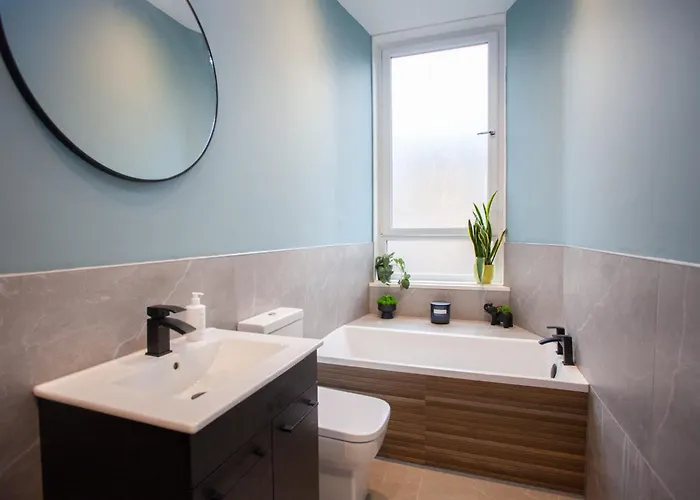 Newly Renovated Flat In Trendy Finnieston Glasgow