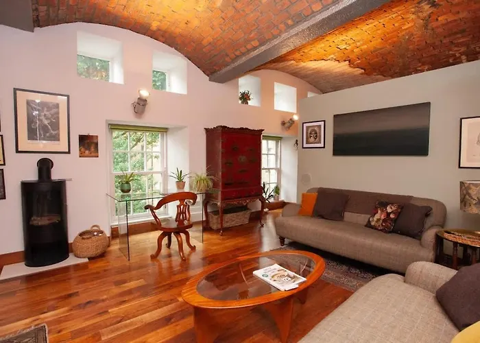 Unique House In Park District 別荘 *