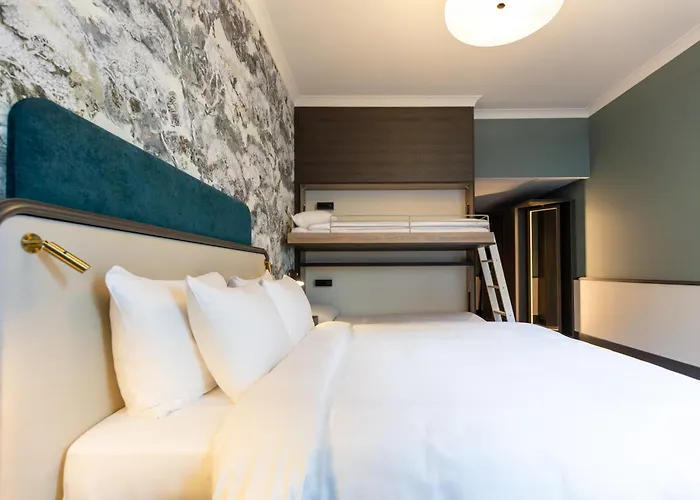 Radisson Blu Hotel, Ξενοδοχείο