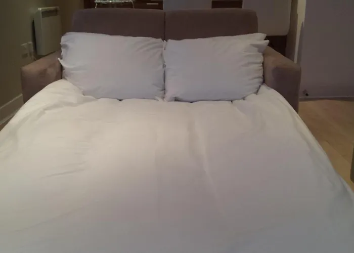 Hampden Tenement Flat * Glasgow