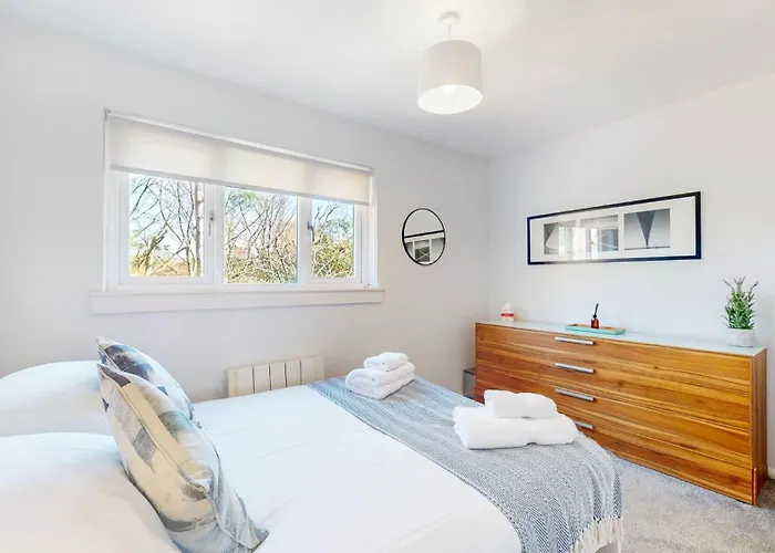 Cairn Introduces Mavisbank Gardens - Where Homely Charm Meets Modern Living 別荘 グラスゴー