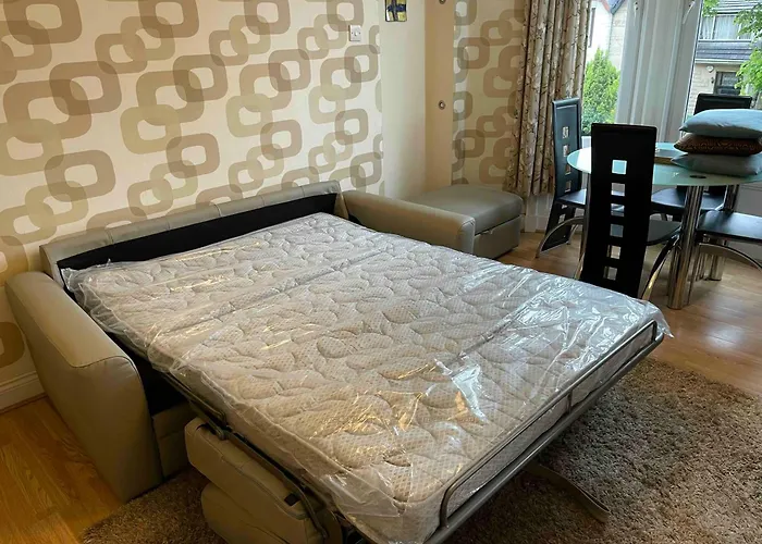 Scotstoun 1 Bed Flat Glasgow