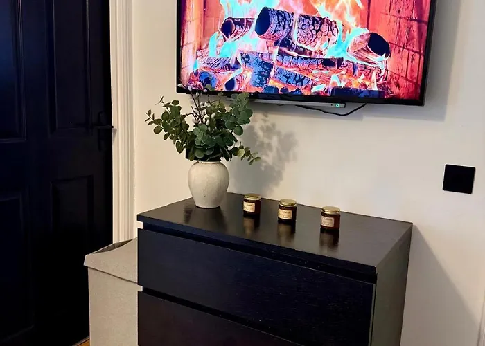 アパート 2 Bedroom Near Centre, Celtic Park And Emirates Arena グラスゴー