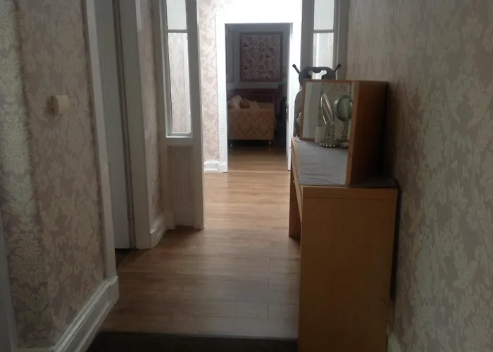 شقة Busby Apartments