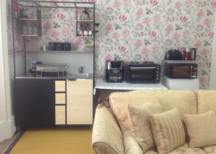 Busby Apartments شقة *