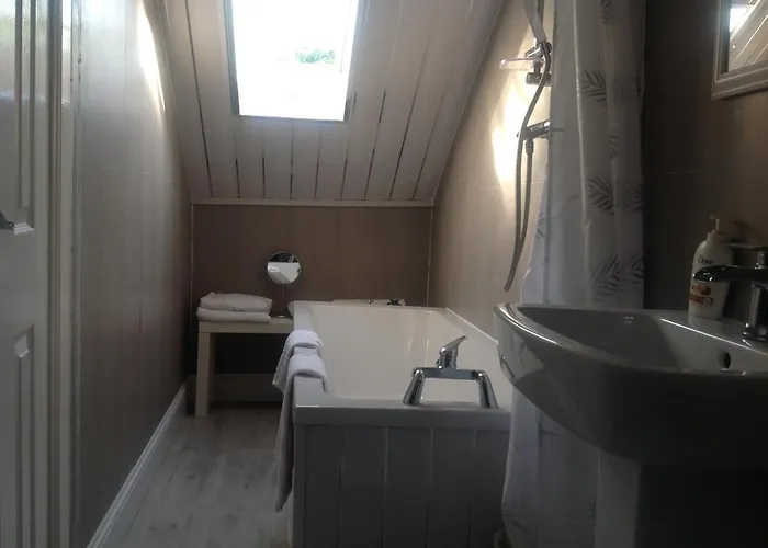 Busby Apartments شقة *