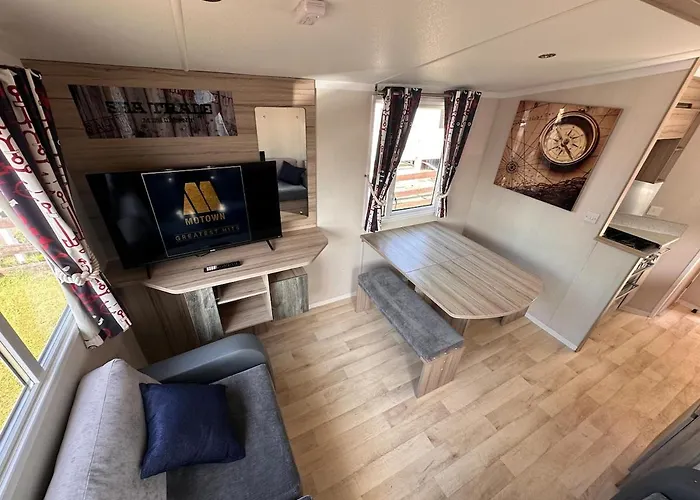 3-bedroom Swift Caravan - Located In Uddingston, At Maryville Caravan Site Διαμέρισμα *