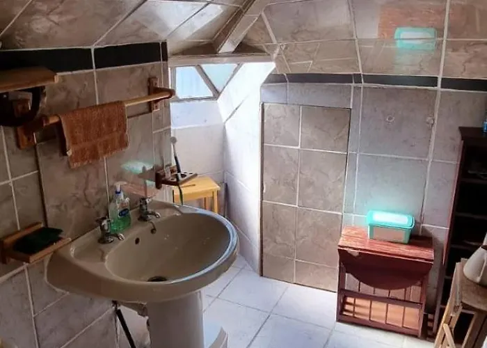 Central Studio 3* Glasgow